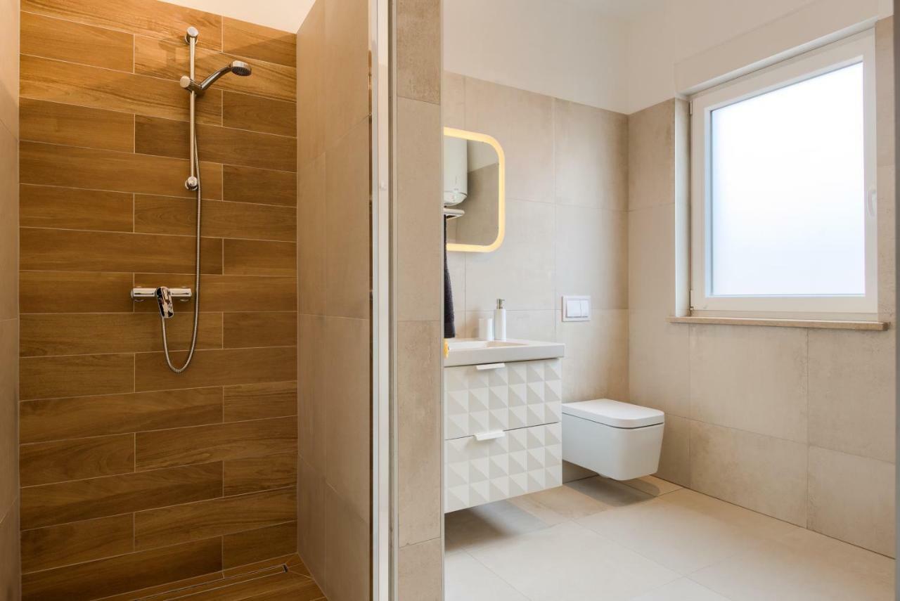 Apartments Dream In Arena 1 Pula Center Free Parking المظهر الخارجي الصورة