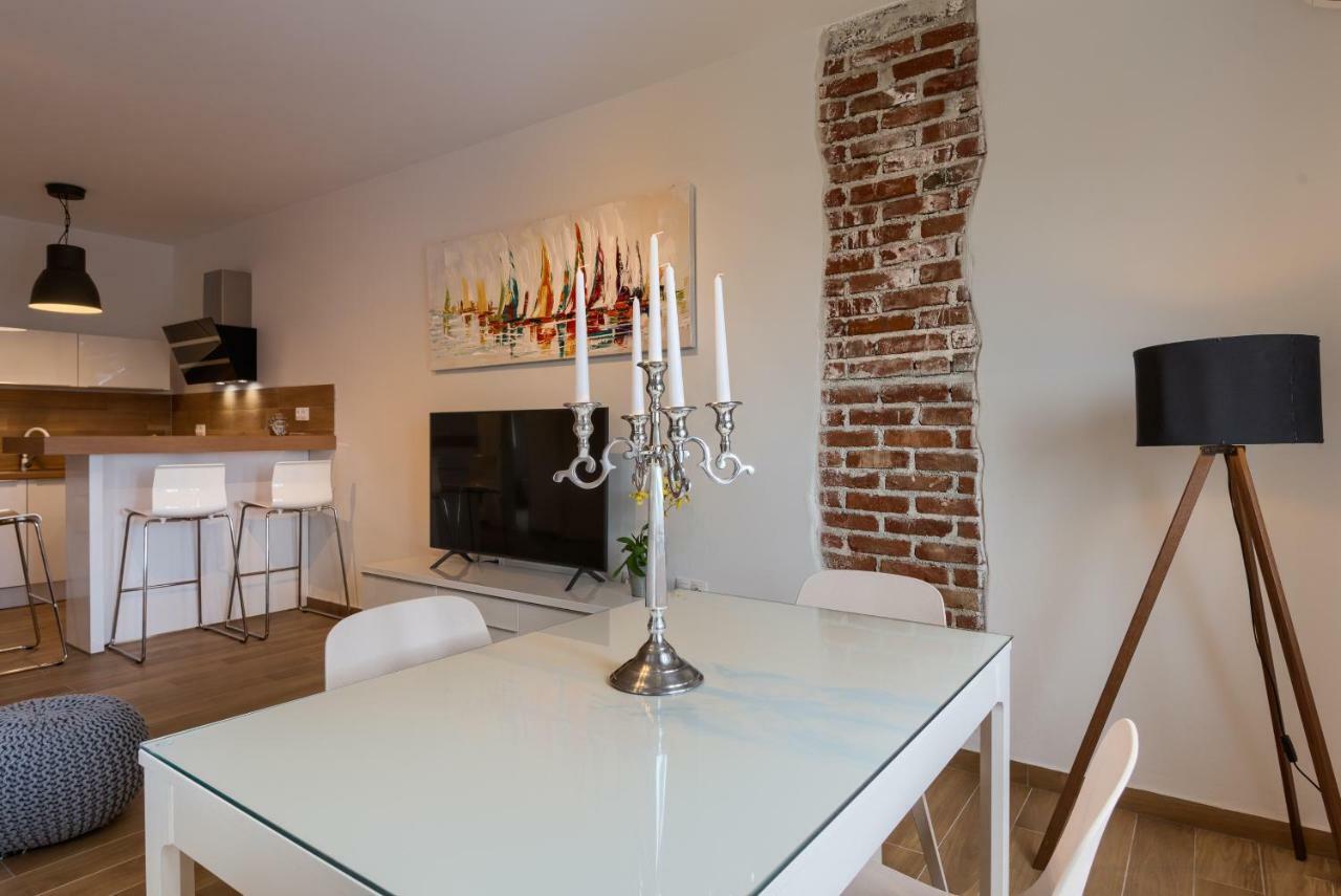 Apartments Dream In Arena 1 Pula Center Free Parking المظهر الخارجي الصورة